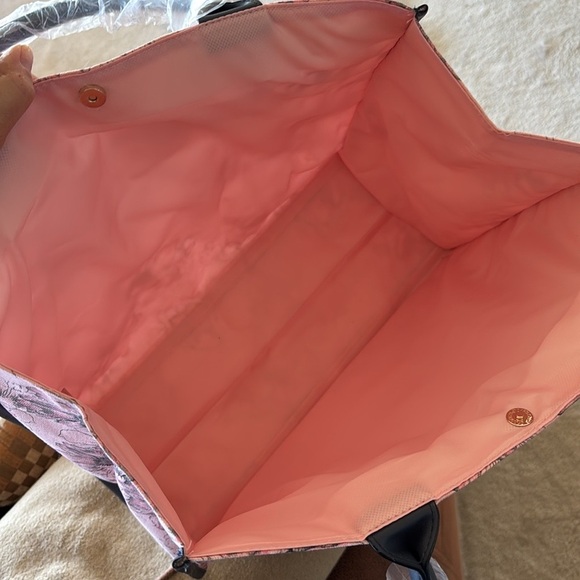 Brand New Victoria's Secret Pink Grey Floral Tote Bag Snap Close Shoulder Purse - Picture 12 of 15